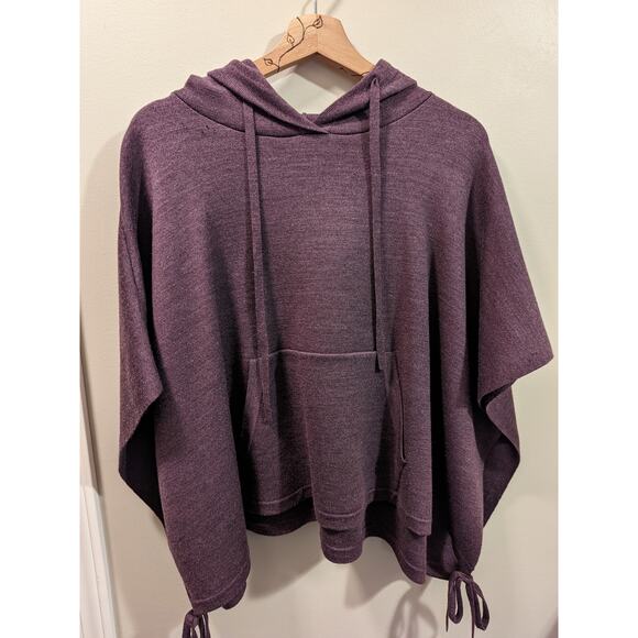 Lululemon All In A Day Hooded Poncho in Black Cherry - Picture 5 of 9